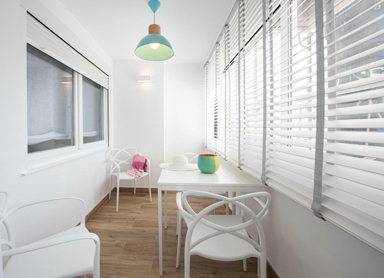 Oh La Life Portosin La Playa Apartment Exterior photo